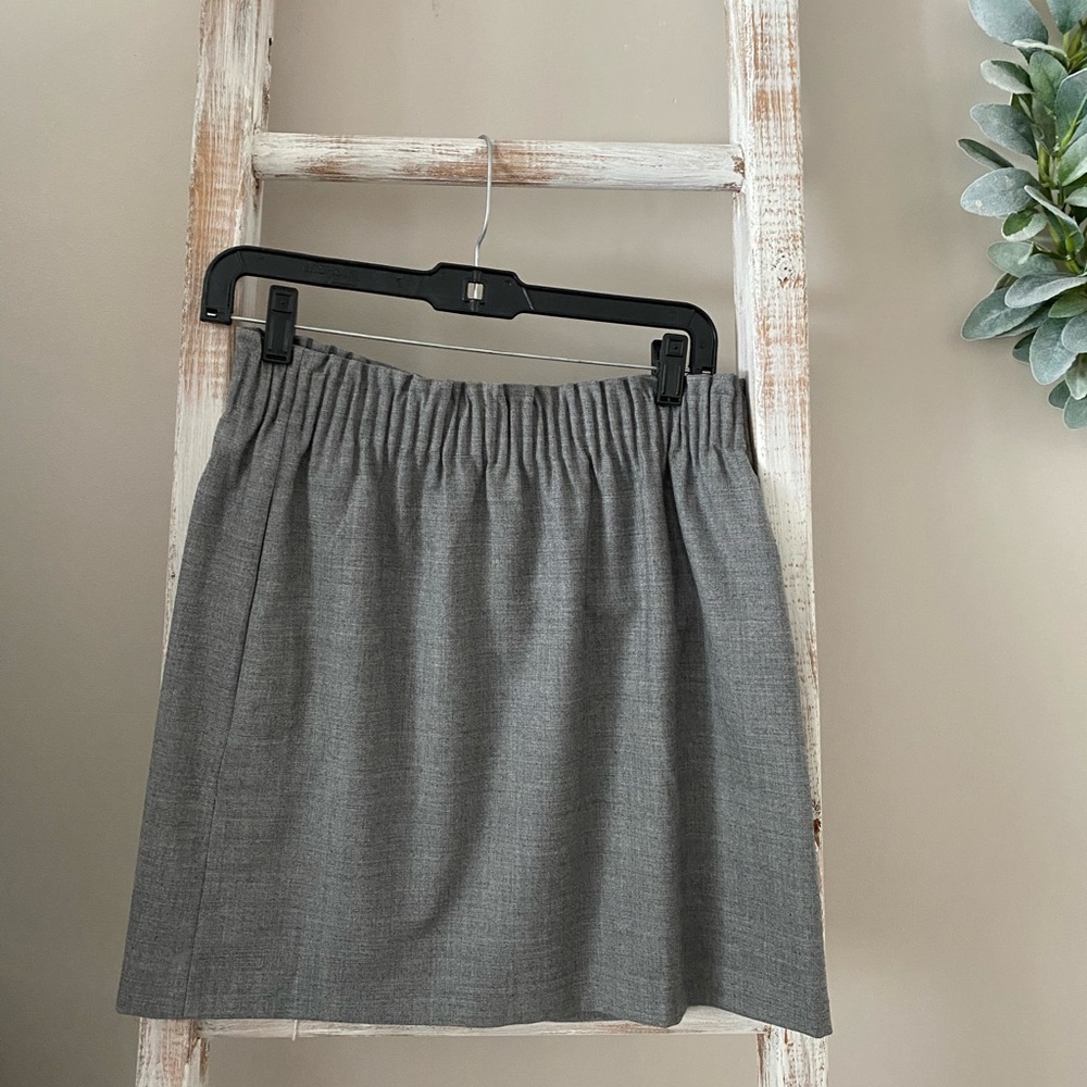 2/$15 J Crew Gray Skirt With Pockets